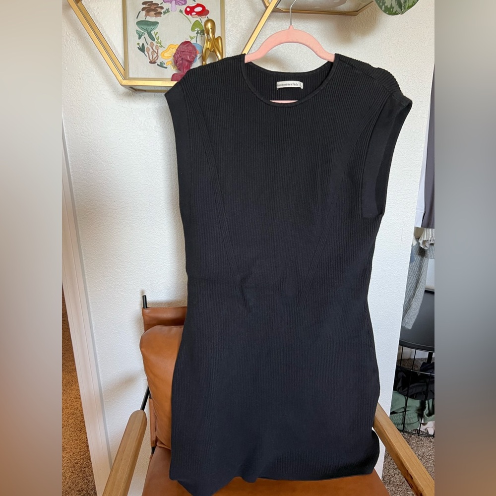 Abercrombie & Fitch Ribbed Short Sleeve Sweater Dress